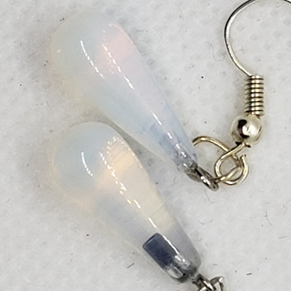 Opalite Fish Necklace & Earring Set - Picture 4 of 4